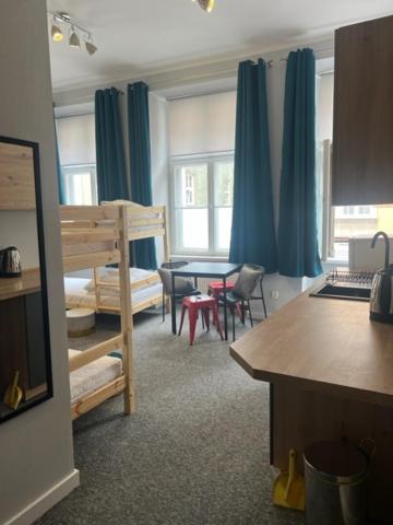 Hostel Plac Kolegiacki Познан Екстериор снимка