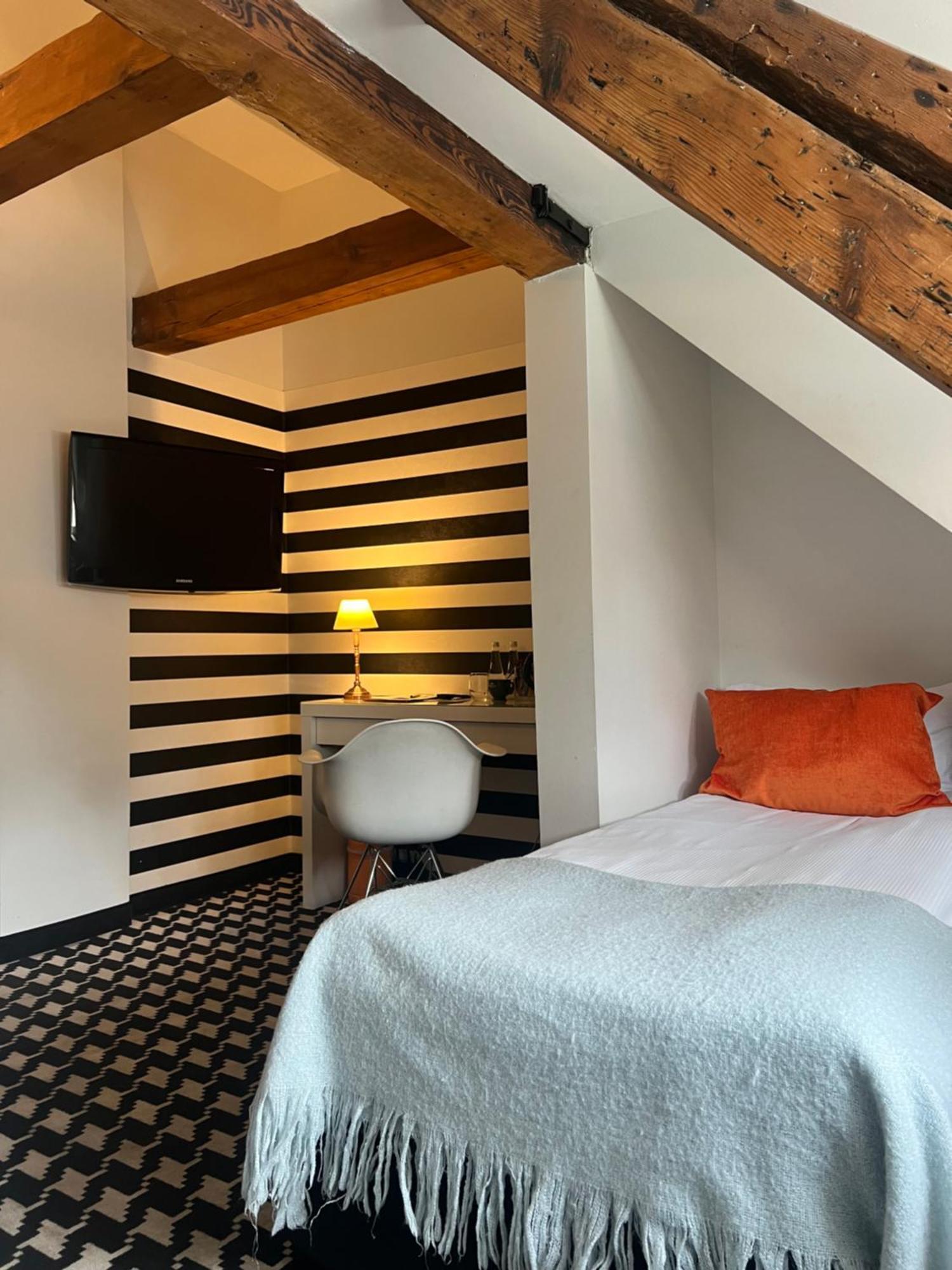 Hostel Plac Kolegiacki Познан Екстериор снимка